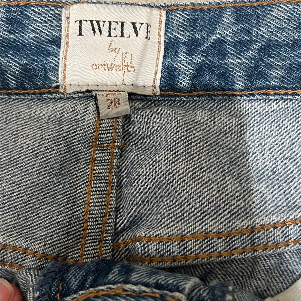 Distressed Blue Jeans - Picture 4 of 5